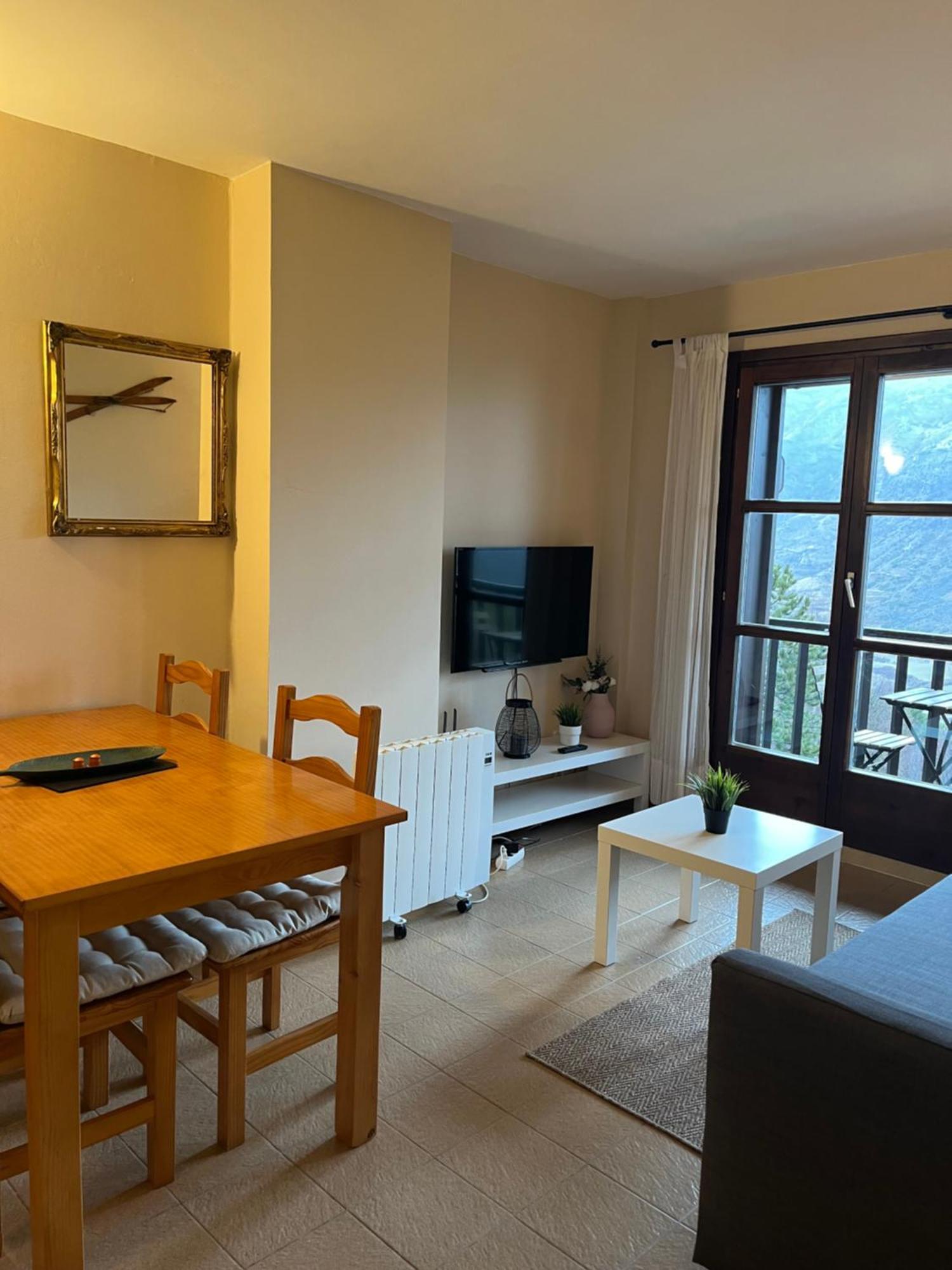 Roxy House - Apartamento A Pie De Pistas De エスポット エクステリア 写真